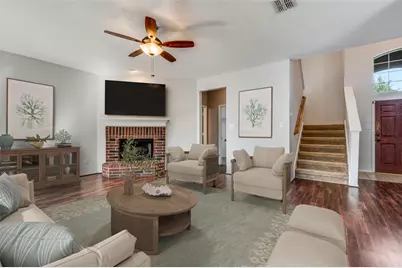 404 E Whitener Road, Euless, TX 76040 - Photo 7