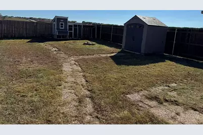 1806 Douglas Street, Howe, TX 75459 - Photo 15