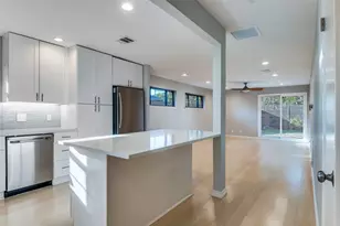 10665 Lake Haven Dr, Dallas, TX 75238 - Photo 5