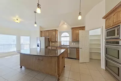 219 Hartley Lane, Red Oak, TX 75154 - Photo 5