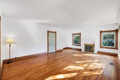 2044 W Oak Street, Denton, TX 76201 - Photo 7