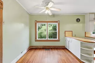 2044 W Oak St, Denton, TX 76201 - Photo 17