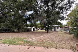 603 W McLain St, Seymour, TX 76380 - Photo 15