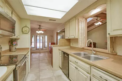 5002 Elms Court, Granbury, TX 76049 - Photo 19