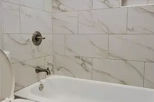 1710 Glenwick Ln, Irving, TX 75060 - Photo 15