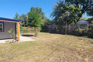 1710 Glenwick Ln, Irving, TX 75060 - Photo 17