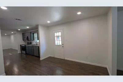 1406 Eastus Drive, Dallas, TX 75208 - Photo 19