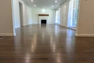 1406 Eastus Dr, Dallas, TX 75208 - Photo 17