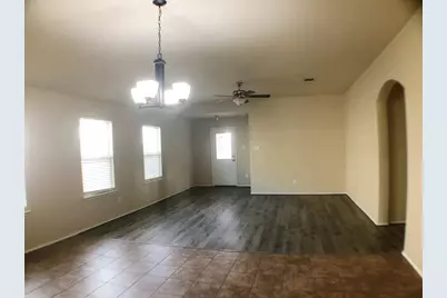 1048 Churchill Drive, Princeton, TX 75407 - Photo 5