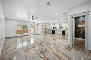 934 Elwood Rd, Irving, TX 75061 - Photo 11