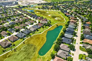 9501 Grandview Dr, Denton, TX 76207 - Photo 3