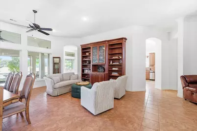 9501 Grandview Drive, Denton, TX 76207 - Photo 5