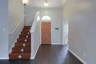 4507 Harpers Ferry Dr, Grand Prairie, TX 75052 - Photo 3