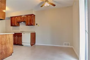 3414 Chesapeake Dr, Arlington, TX 76014 - Photo 5