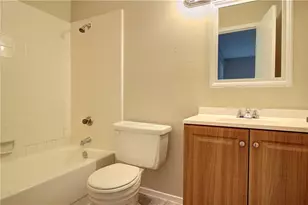 3414 Chesapeake Dr, Arlington, TX 76014 - Photo 9