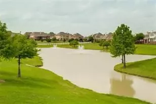 2783 Bridgewater Dr, Grand Prairie, TX 75054 - Photo 39