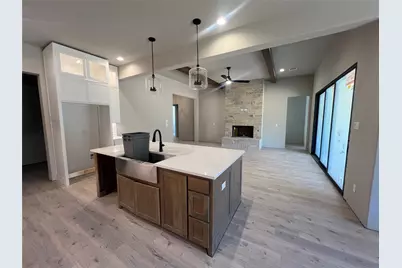 1053 Llano Way, Poolville, TX 76487 - Photo 15