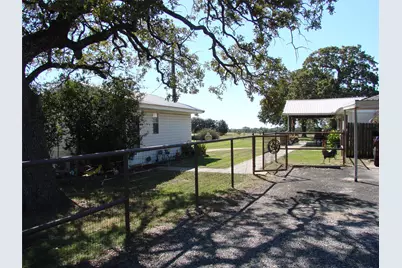 34 Denton Road, Gordonville, TX 76245 - Photo 9