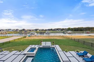 1532 Laguna Bay N, Pelican Bay, TX 76020 - Photo 33