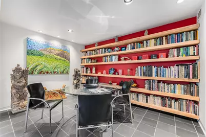 10406 Crestover Drive, Dallas, TX 75229 - Photo 11