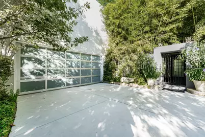 10406 Crestover Drive, Dallas, TX 75229 - Photo 5