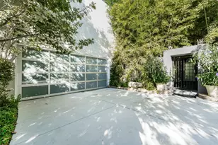 10406 Crestover Dr, Dallas, TX 75229 - Photo 5