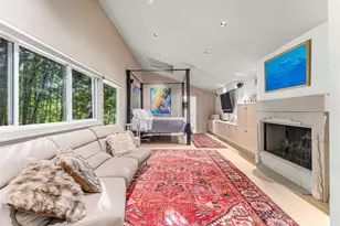 10406 Crestover Dr, Dallas, TX 75229 - Photo 3