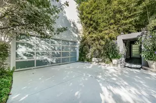 10406 Crestover Dr, Dallas, TX 75229 - Photo 1