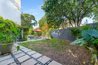 10406 Crestover Drive, Dallas, TX 75229 - Photo 25