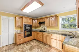 4609 Pioneer Rd, Balch Springs, TX 75180 - Photo 7