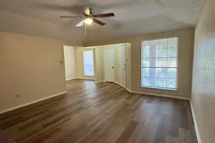 4504 Spinnaker Ct, Fort Worth, TX 76135 - Photo 7