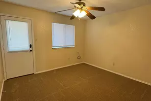 4504 Spinnaker Ct, Fort Worth, TX 76135 - Photo 9