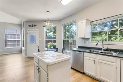 2028 Brookville Lane, Flower Mound, TX 75028 - Photo 9