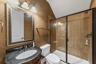 1016 Hot Springs Dr, Allen, TX 75013 - Photo 19