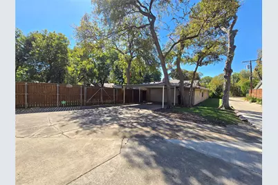 1019 Springbrook Drive, Plano, TX 75075 - Photo 9