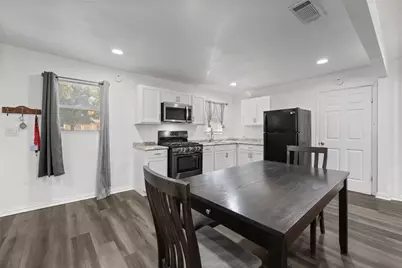 2128 Sunnydell Drive, Waco, TX 76711 - Photo 5