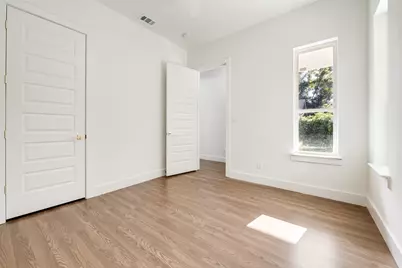 3143 McDermott Avenue, Dallas, TX 75215 - Photo 21