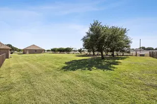 909 Morton Hill Ln, Haslet, TX 76052 - Photo 25