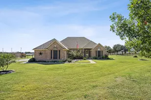 909 Morton Hill Ln, Haslet, TX 76052 - Photo 1