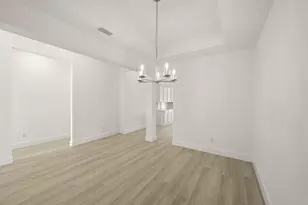 1915 Silvercreek Ln, Cedar Hill, TX 75104 - Photo 5