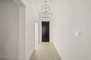 1915 Silvercreek Ln, Cedar Hill, TX 75104 - Photo 3