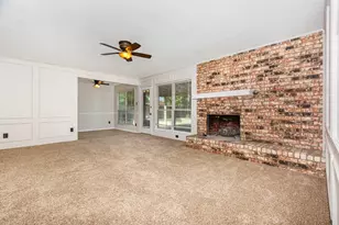 586 Abilene Dr, Lewisville, TX 75067 - Photo 9