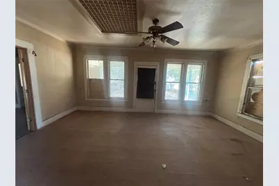 606 Avenue C, Brownwood, TX 76801 - Photo 3