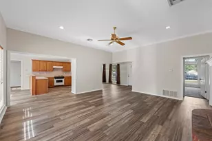 601 Christina Dr, Robinson, TX 76706 - Photo 3