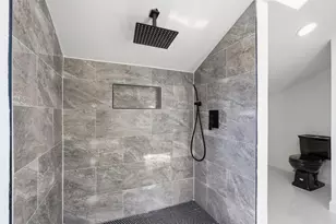 10332 Muskogee Cir, Dallas, TX 75217 - Photo 29