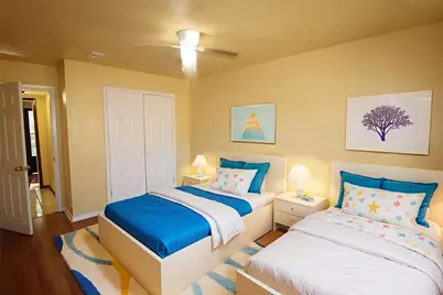 1521 W Springcrest Circle, Lancaster, TX 75134 - Photo 25