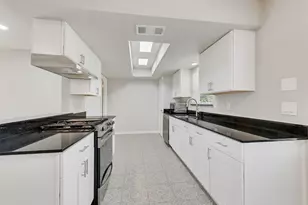 4010 Burning Tree Ln, Garland, TX 75042 - Photo 9