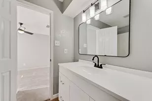 6415 Brownlee Ln, Arlington, TX 76018 - Photo 13