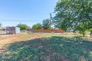 733 S Crockett Dr, Abilene, TX 79605 - Photo 21