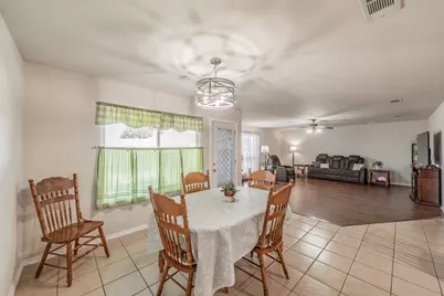 400 Piccadilly Circle, Burleson, TX 76028 - Photo 13